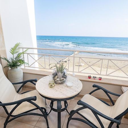 Quattro Beachfront Sea View Ap 4 Larnaca Ngoại thất bức ảnh